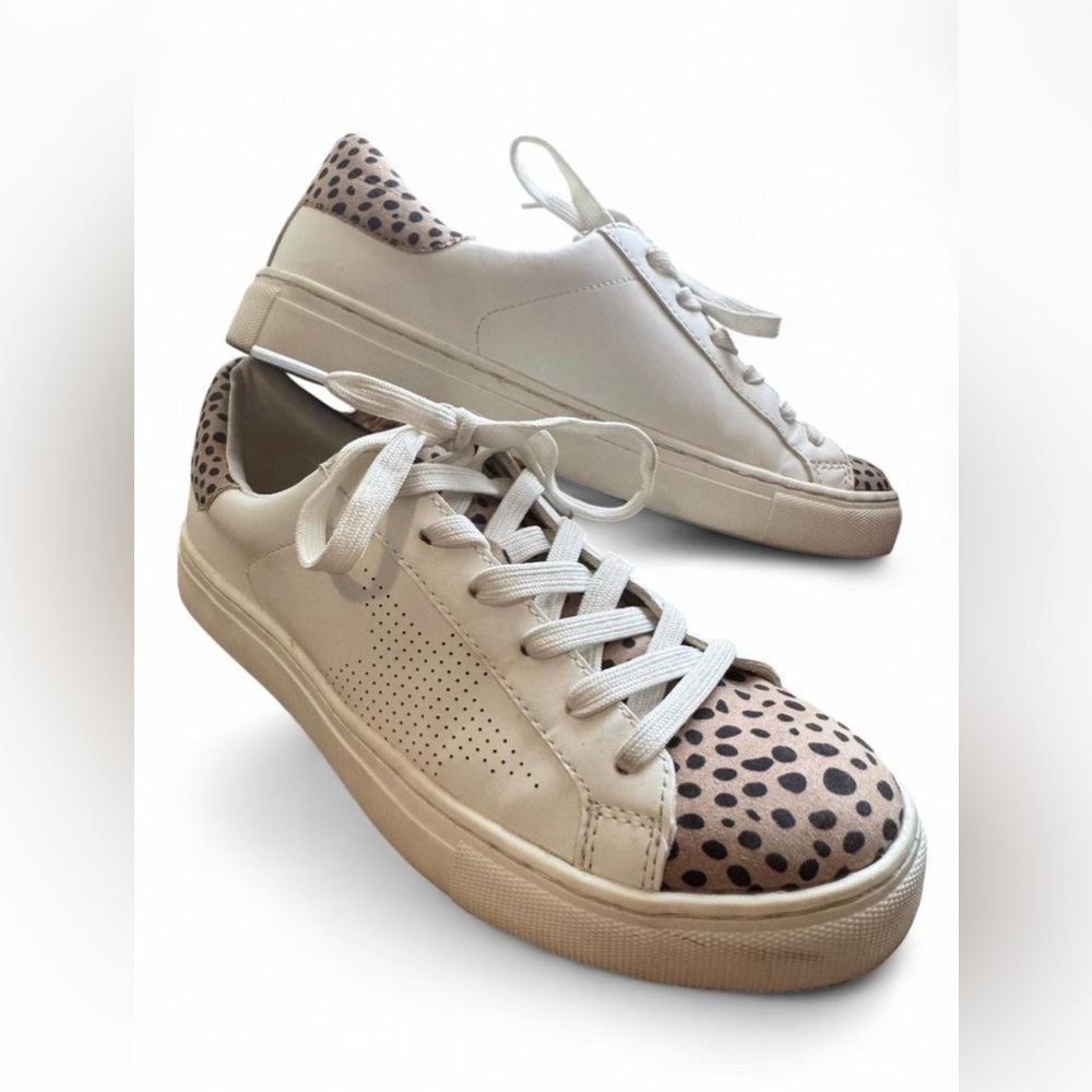 Universal White Sneakers with Leopard Toe & Heel - Women's Fashion Sneakers